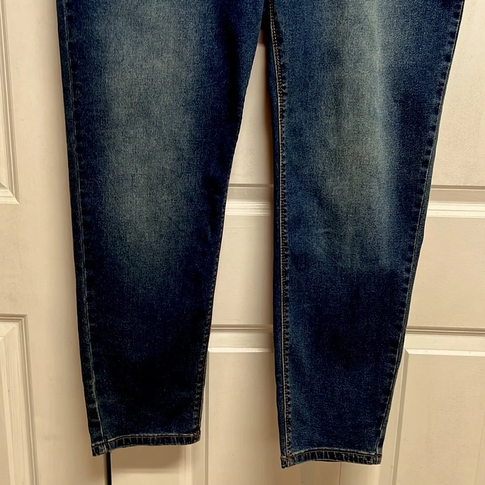 Fire & Rain Blue Denim Mid Rise 5 Pocket Stretch Skinny Jeans Size 24 NWT